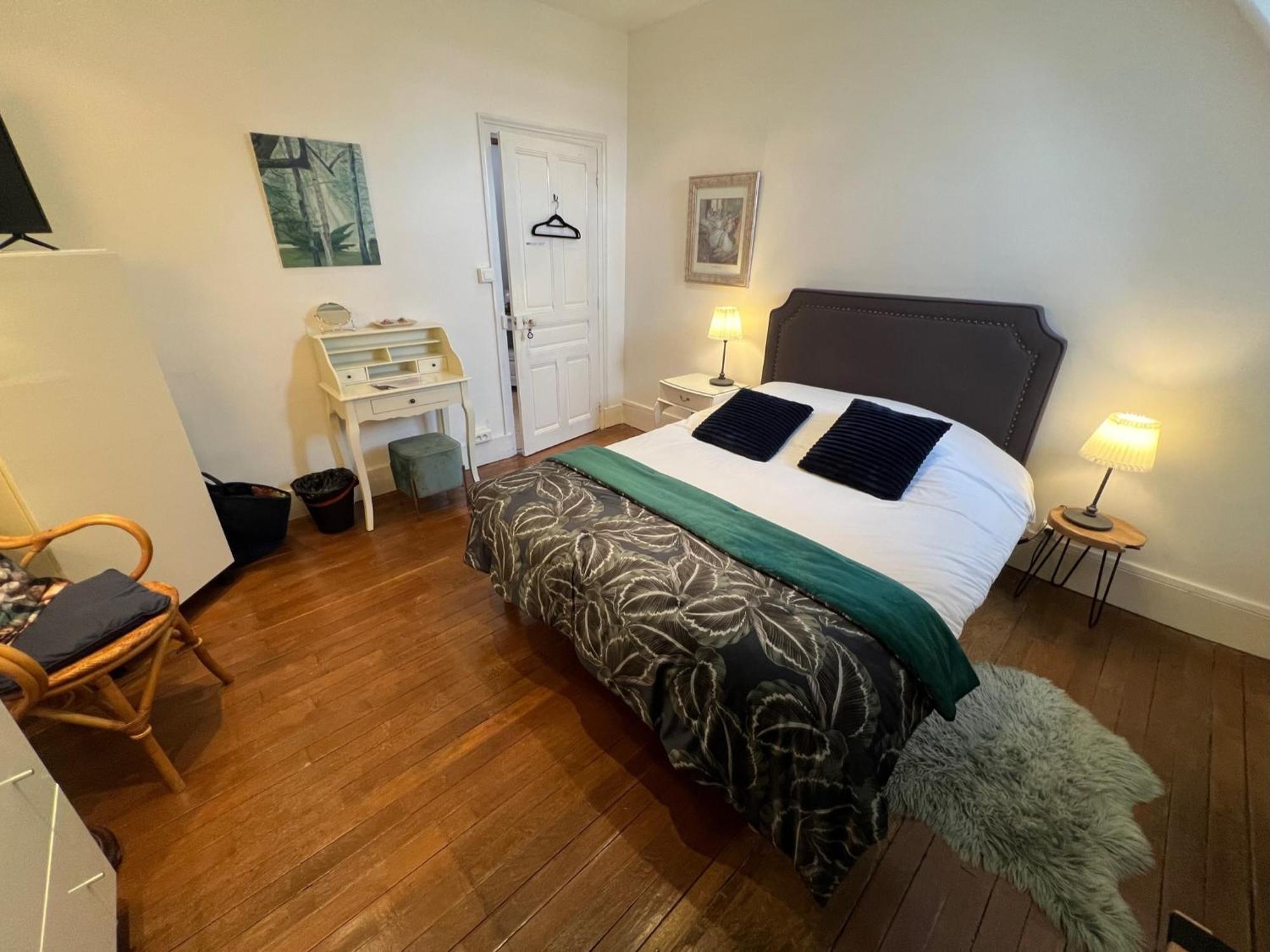 Le Prieure De Buffon Bed & Breakfast Phòng bức ảnh