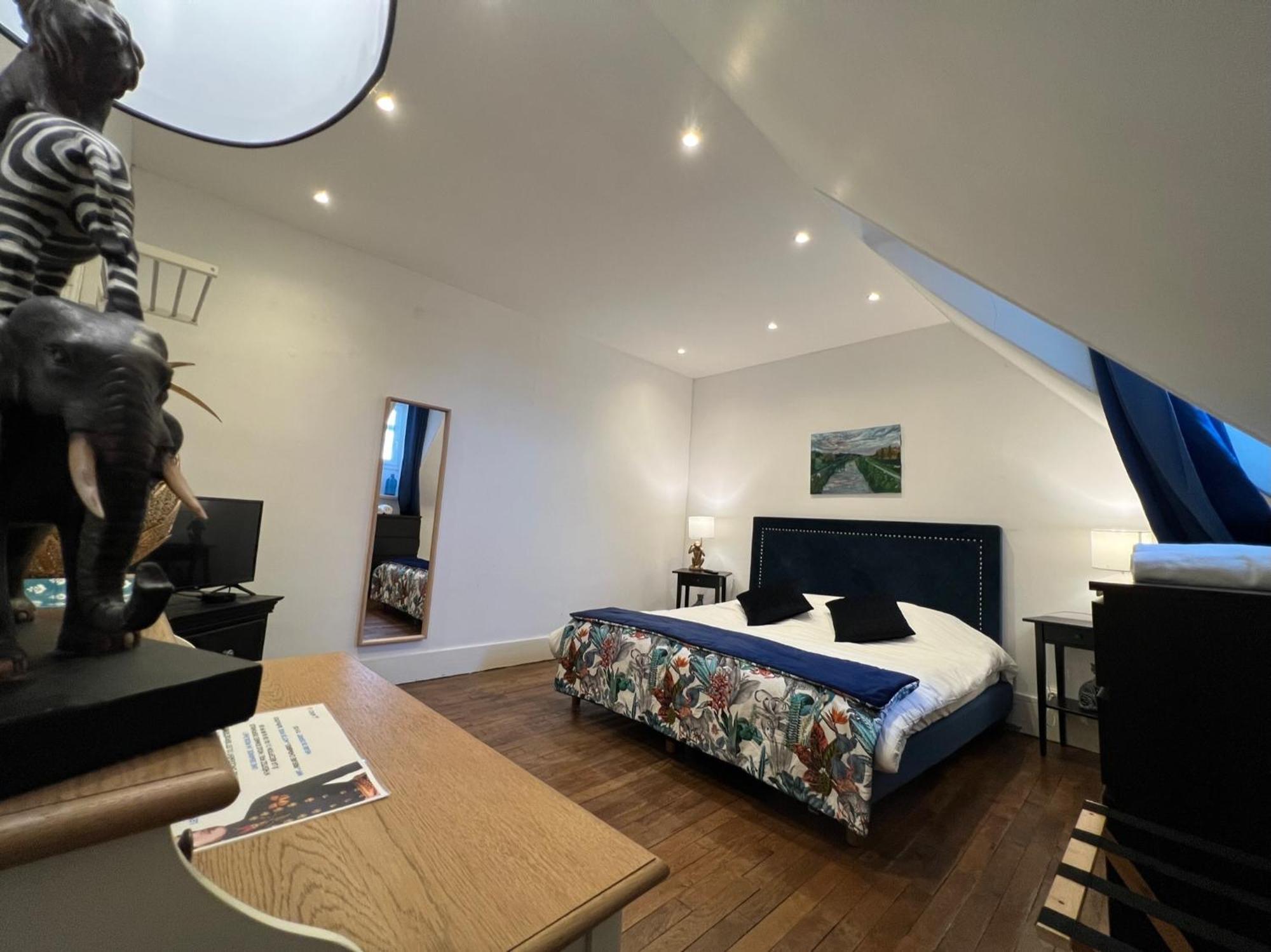 Le Prieure De Buffon Bed & Breakfast Phòng bức ảnh